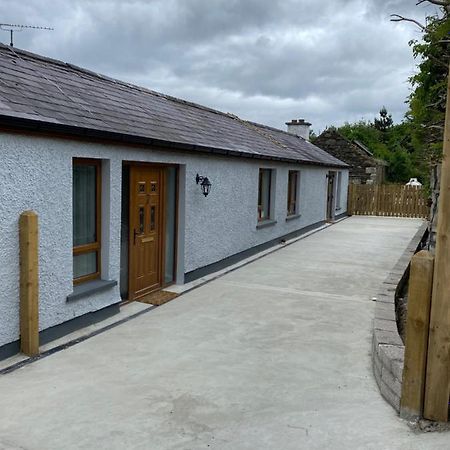 O'Donnell'S Self Catering Apartments Kilmacrennan Exterior photo
